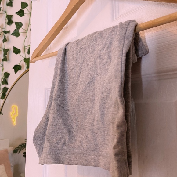 grey shorts - Picture 1 of 4